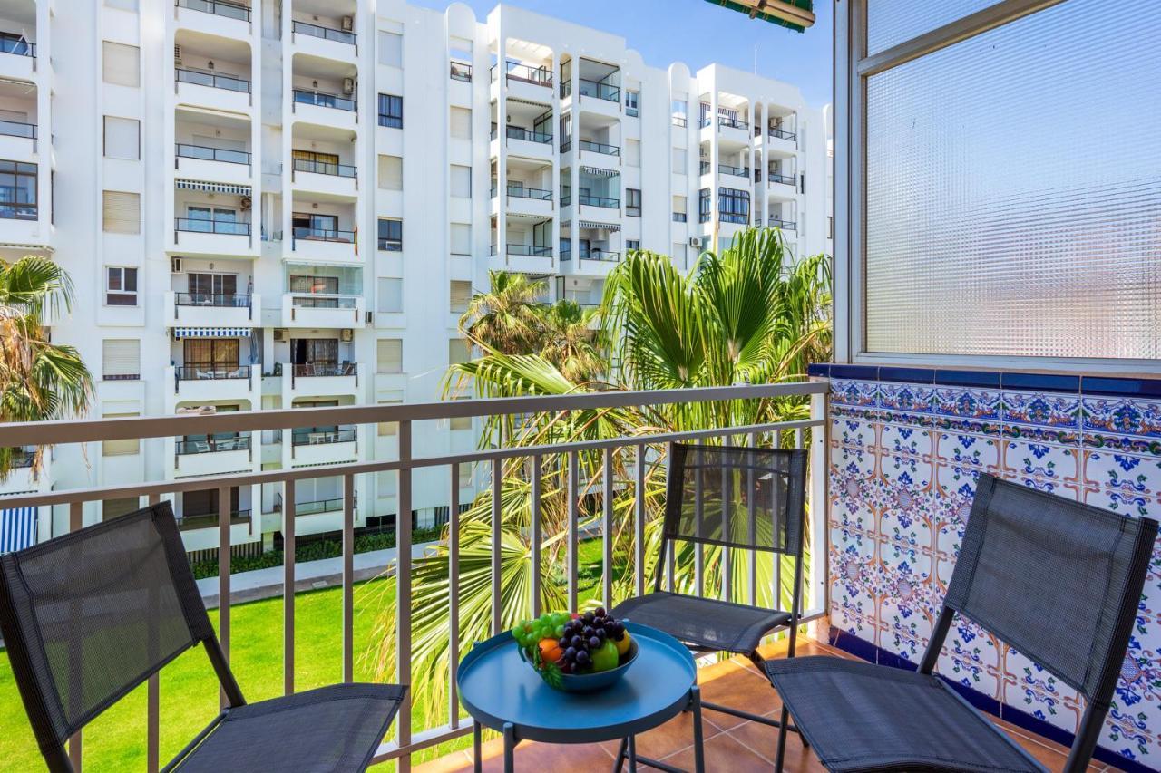 Beachfront Seaview Apartment In Los Boliches By Costarentals - Ref 141 Fuengirola Exterior photo